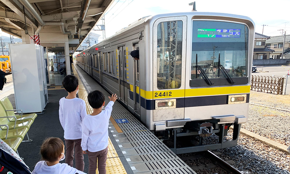 東武日光線の車両（20400型）